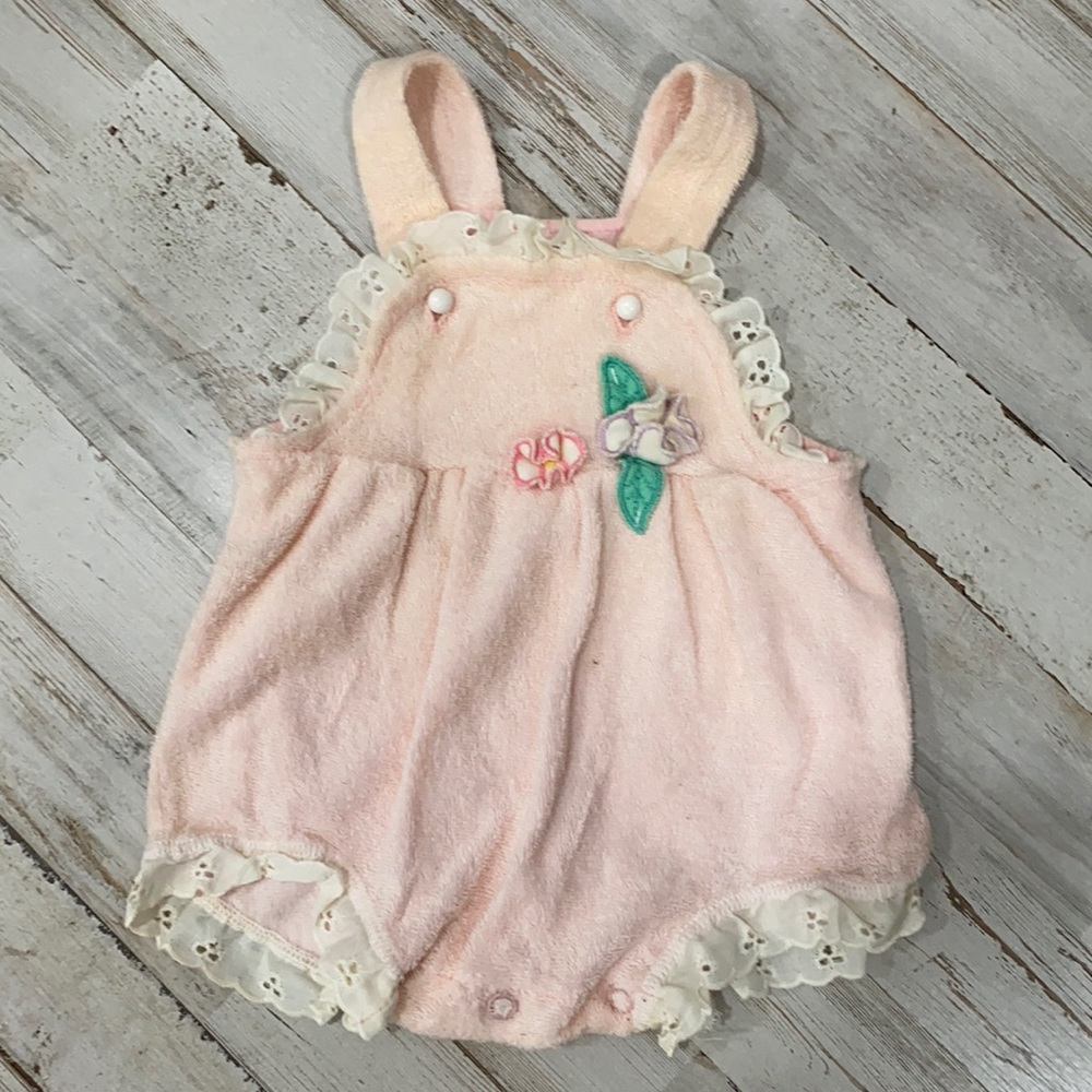 Vintage Carter’s newborn baby overalls romper